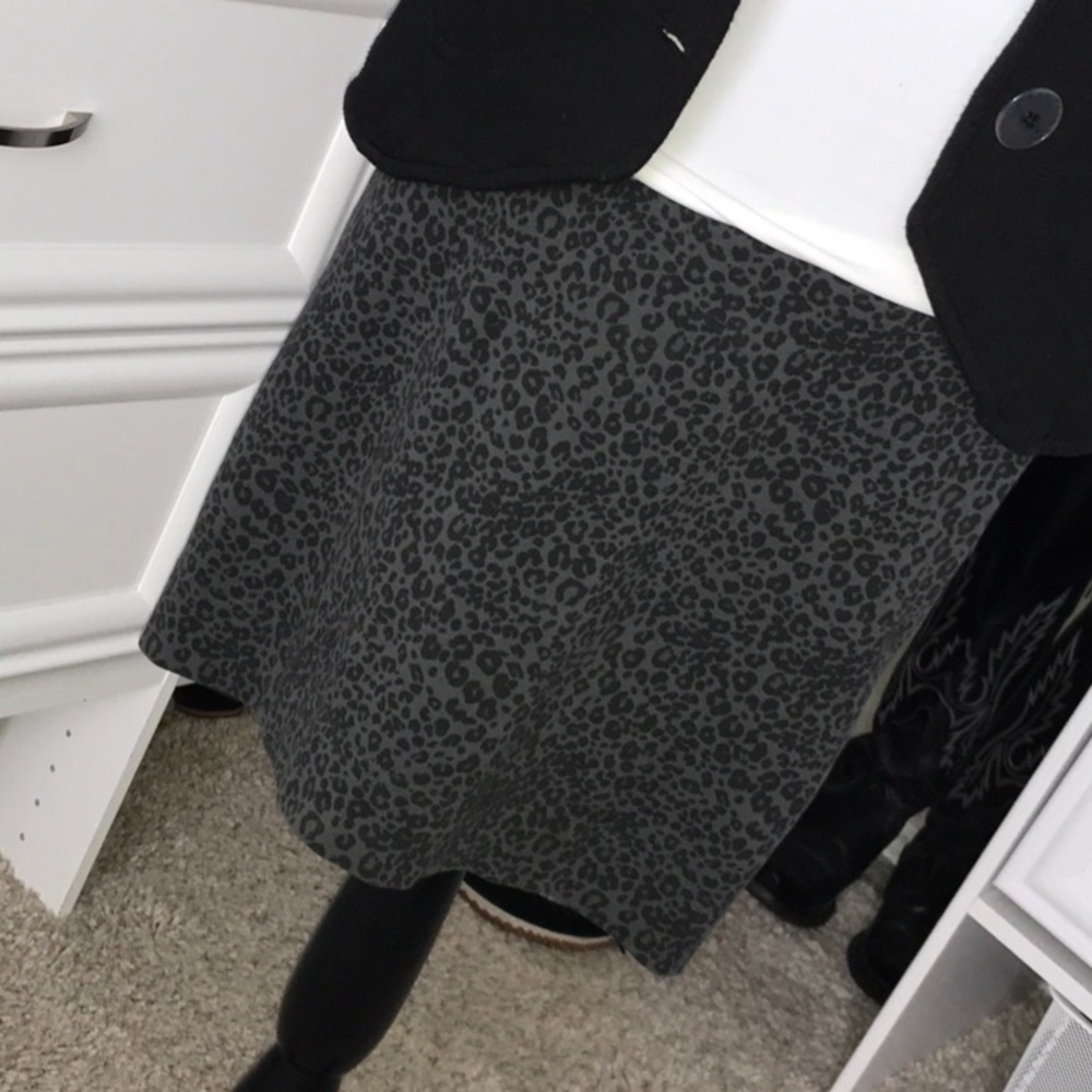 NWOT HARD TAIL  GREY/BLACK LEOPARD PRINT SKIRT XS